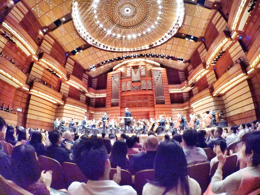 malaysia-kuala-lumpur-concert-beethoven-malaysian-philharmonic-orchestra-and-conductor-gabor-takacs-nagy-and-violin-ray-chen-beethoven-violin-cencerto-in-d-major-op61-a08-great-music