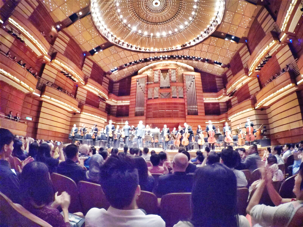 malaysia-kuala-lumpur-concert-beethoven-malaysian-philharmonic-orchestra-and-conductor-gabor-takacs-nagy-and-violin-ray-chen-beethoven-violin-cencerto-in-d-major-op61-a13-great-music