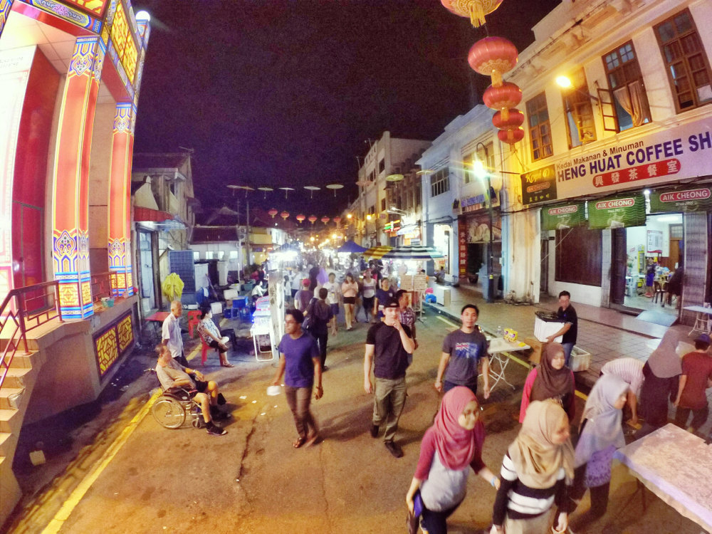 night-view-jonker-walk-melaka-malacca-malaysia-jonker-walk-jonker-street-travel-raymond-ong-alfred-law-alfred-genesis-%e9%a9%ac%e5%85%ad%e7%94%b2%e6%97%85%e6%b8%b8-%e6%b0%91%e5%ae%bf-%e9%85%92