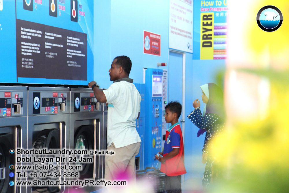 shortcut-laundry-parit-raja-laundry-24-hours-self-service-laundry-parit-raja-dobi-layan-diri-24-jam-%e5%b7%b4%e5%8a%9b%e6%8b%89%e6%83%b9%e8%87%aa%e5%8a%a9%e6%b4%97%e8%a1%a3%e5%ba%97-washers-and-dryers