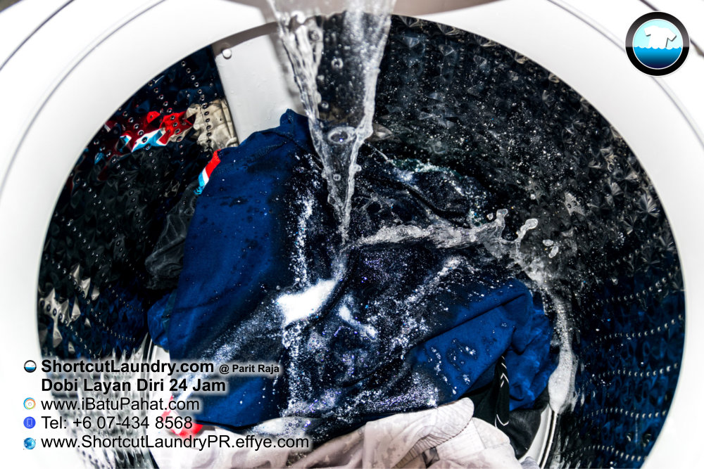 shortcut-laundry-parit-raja-laundry-24-hours-self-service-laundry-parit-raja-dobi-layan-diri-24-jam-%e5%b7%b4%e5%8a%9b%e6%8b%89%e6%83%b9%e8%87%aa%e5%8a%a9%e6%b4%97%e8%a1%a3%e5%ba%97-washers-and-dryers