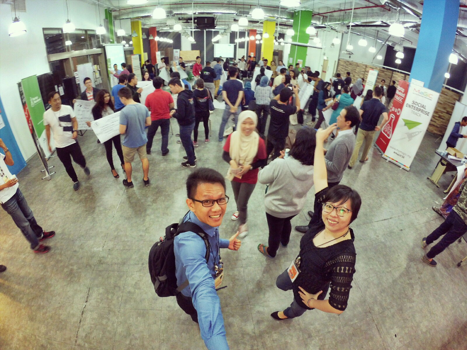 startup-weekend-at-magic-cyberjaya-malaysia-powered-by-google-for-entrepreneurs-social-enterprise-edition-raymond-ong-and-effye-ang-effye-media-online-advertising-a13