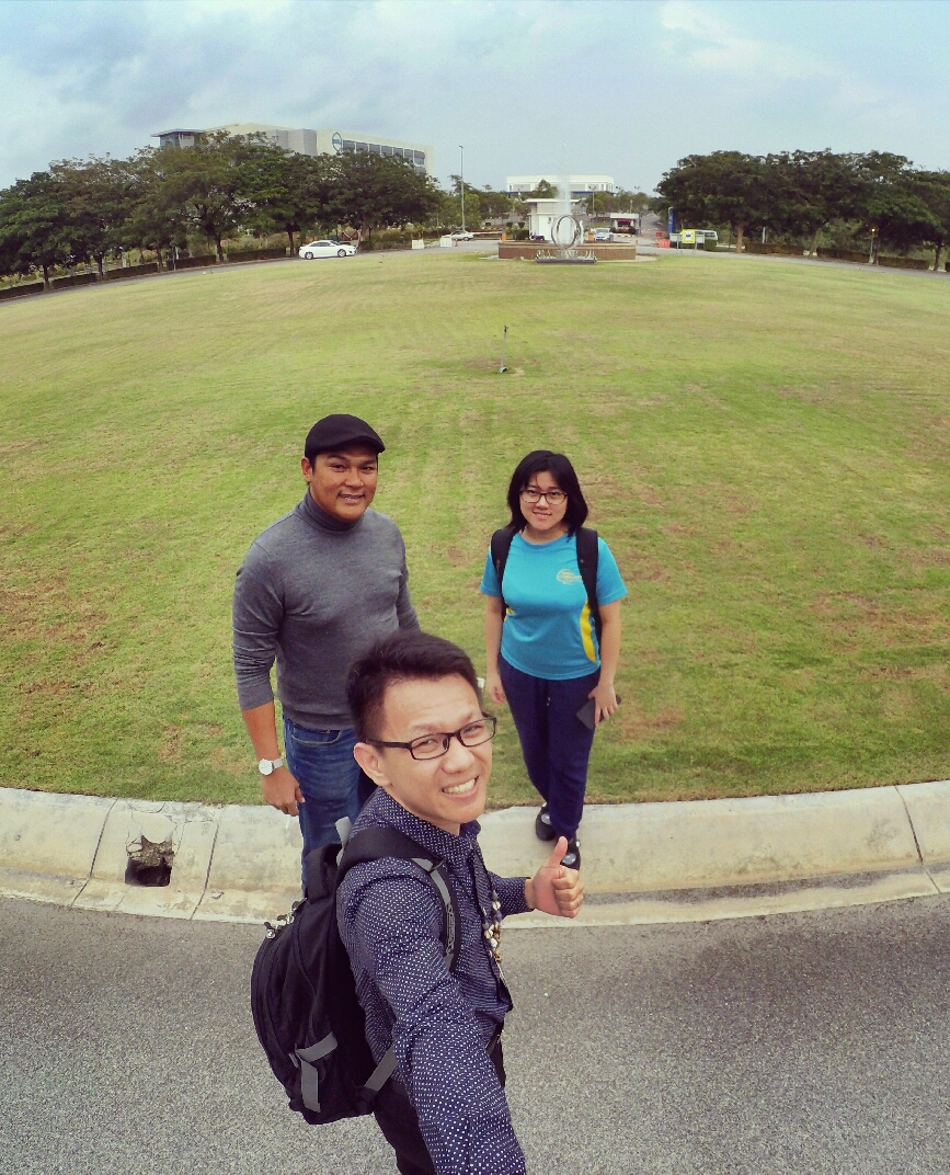 startup-weekend-at-magic-cyberjaya-malaysia-powered-by-google-for-entrepreneurs-social-enterprise-edition-raymond-ong-and-effye-ang-effye-media-online-advertising-a36