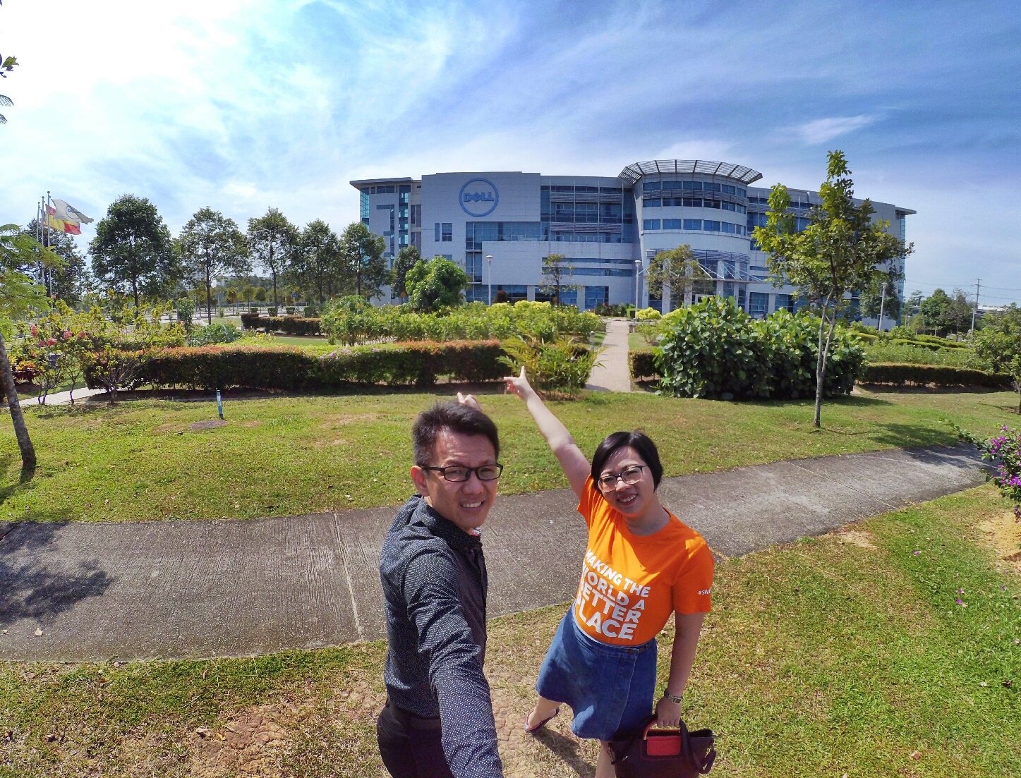 startup-weekend-at-magic-cyberjaya-malaysia-powered-by-google-for-entrepreneurs-social-enterprise-edition-raymond-ong-and-effye-ang-effye-media-online-advertising-a47