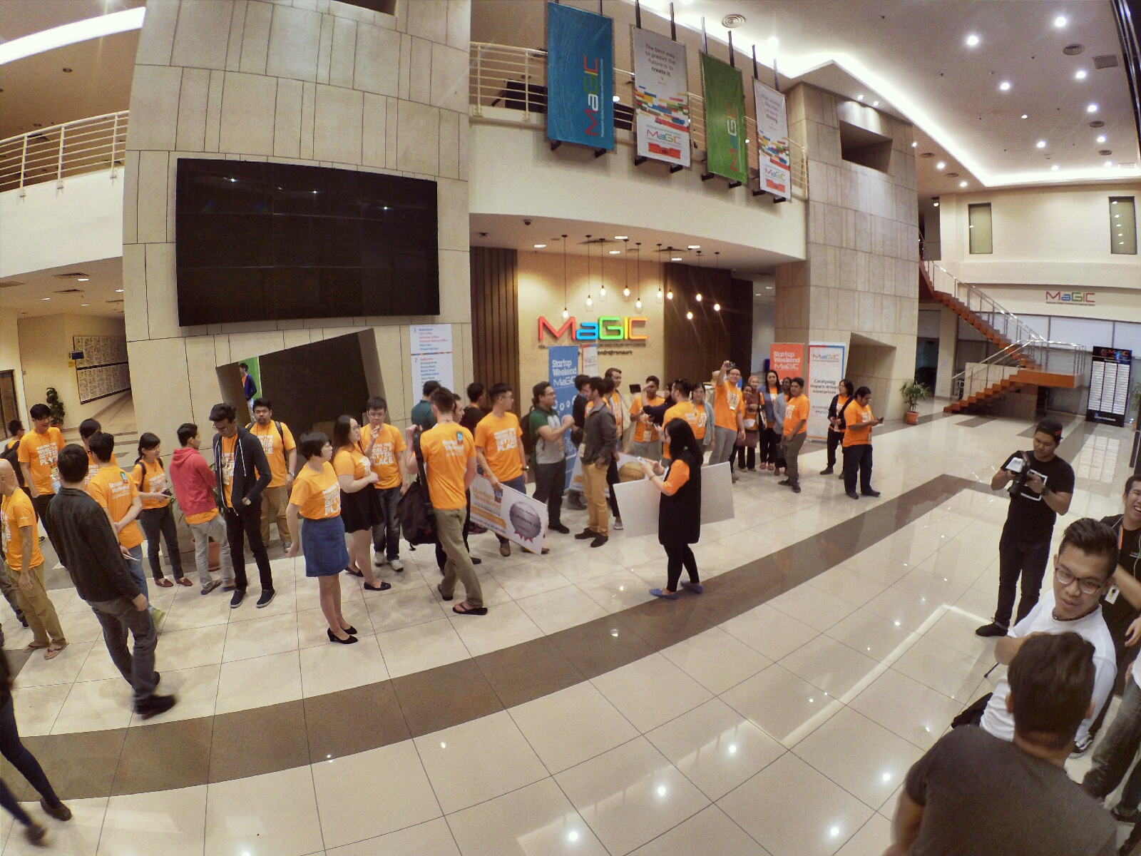 startup-weekend-at-magic-cyberjaya-malaysia-powered-by-google-for-entrepreneurs-social-enterprise-edition-raymond-ong-and-effye-ang-effye-media-online-advertising-a74