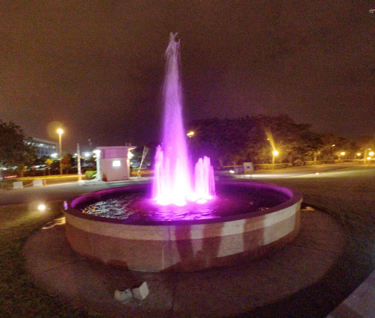 startup-weekend-at-magic-cyberjaya-malaysia-powered-by-google-for-entrepreneurs-social-enterprise-edition-raymond-ong-and-effye-ang-effye-media-online-advertising-a99