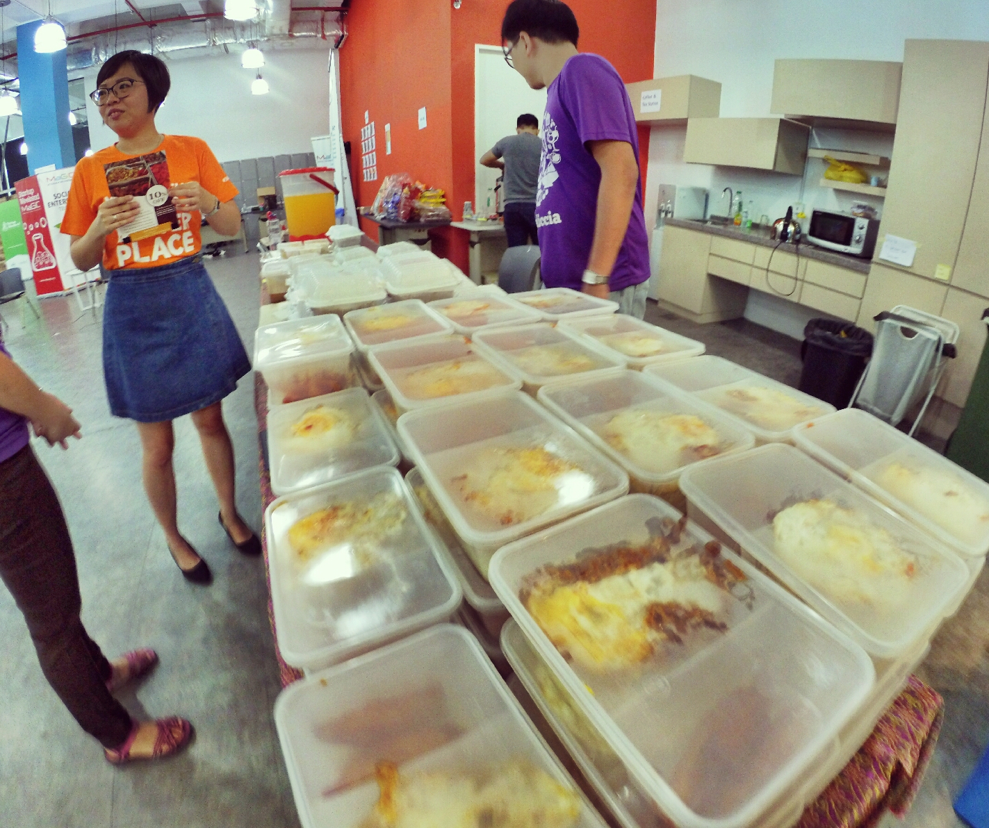 startup-weekend-at-magic-cyberjaya-malaysia-powered-by-google-for-entrepreneurs-social-enterprise-edition-raymond-ong-and-effye-ang-effye-media-online-advertising-b07