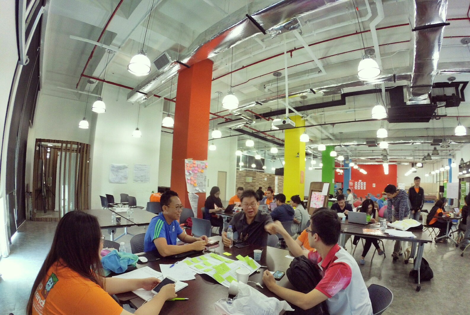 startup-weekend-at-magic-cyberjaya-malaysia-powered-by-google-for-entrepreneurs-social-enterprise-edition-raymond-ong-and-effye-ang-effye-media-online-advertising-b10