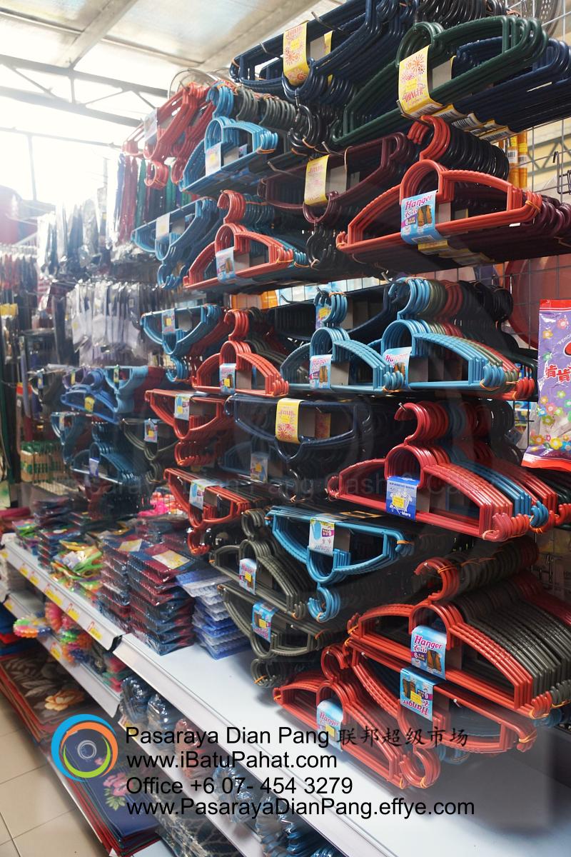 b06-parit-raja-batu-pahat-johor-malaysia-pasaraya-dian-pang-cash-carry-sdn-bhd-supermarket-makanan-harian-keperluan-minuman-mainan-membeli-belah