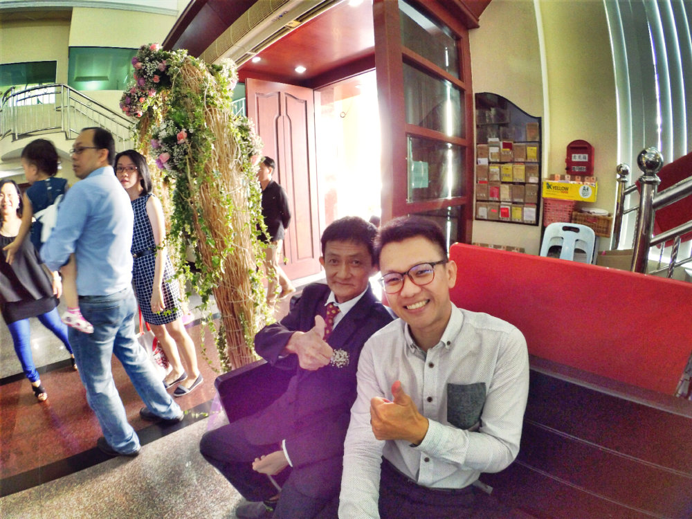 batu-pahat-church-wedding-tory-tan-and-elaine-teo-joyful-happiness-wedding-day-at-saving-grace-church-raymond-ong-effye-ang-effye-media-online-advertising-website-development-business-education-a04