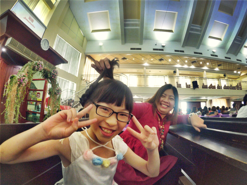 batu-pahat-church-wedding-tory-tan-and-elaine-teo-joyful-happiness-wedding-day-at-saving-grace-church-raymond-ong-effye-ang-effye-media-online-advertising-website-development-business-education-a33