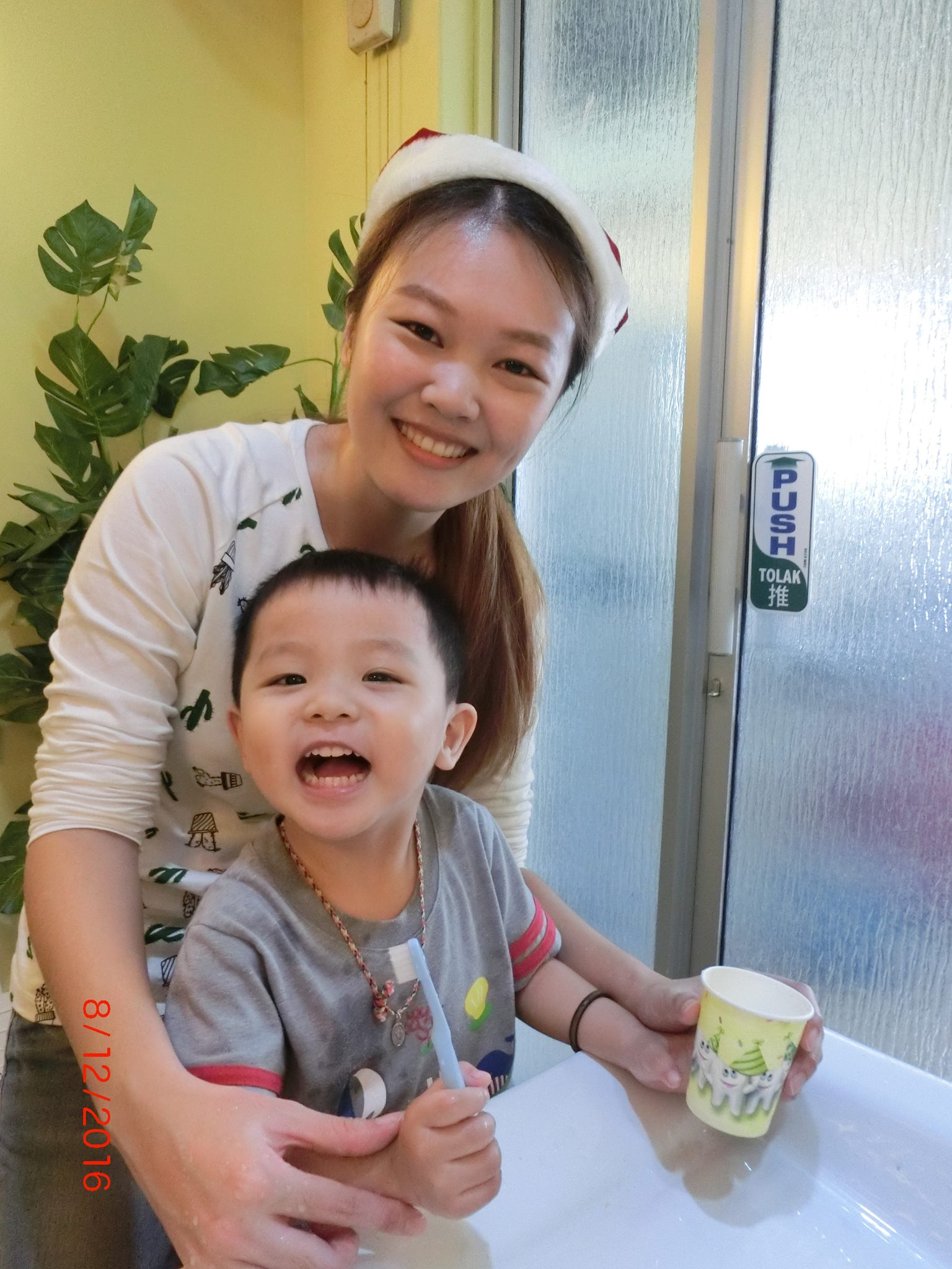 brush-method-teeth-kids-child-oral-health-care-development-%e5%88%b7%e7%89%99-%e5%8f%a3%e8%85%94-%e4%bf%9d%e5%81%a5-%e5%ae%b6%e5%ae%b6-%e6%8a%a4%e7%90%86-%e6%96%b9%e6%b3%95-%e5%84%bf%e7%ab%a5
