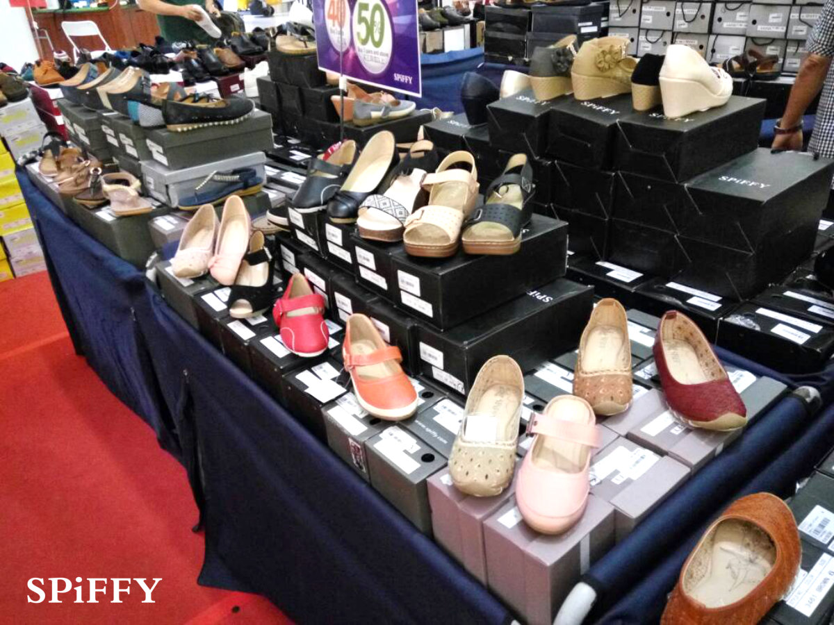 Fashion Shoes Sales Affordable Shoes Red Modani Store at Subang Parade Subang Jaya Selangor Malaysia Spiffy Fasshion Shoes Season Clearance Stock Spiffy Fair A07