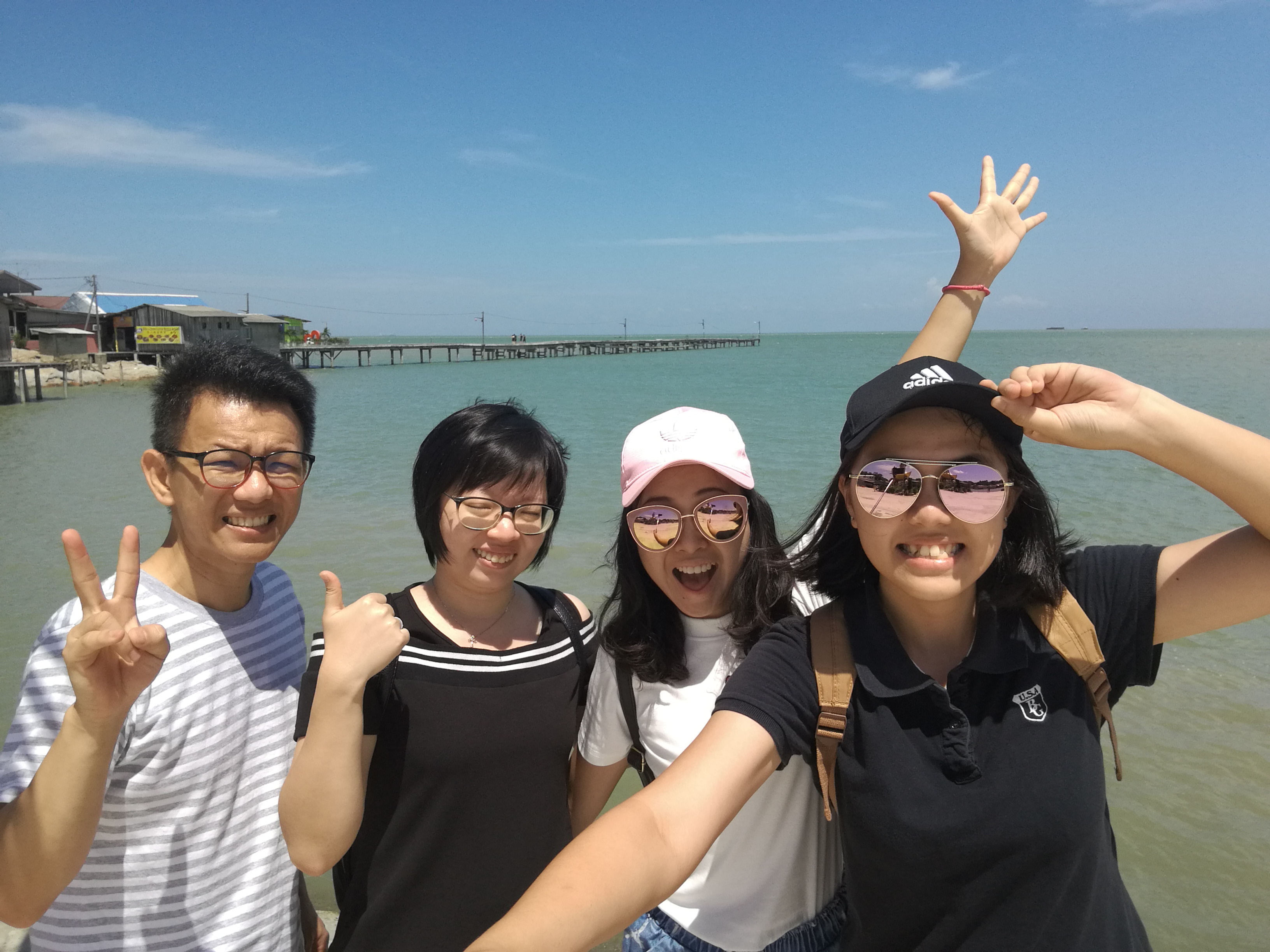 Malaysia Johor Batu Pahat Travel of Raymond Ong | Effye Ang | Pinky Ning | Estella Oon - A Trip Around Batu Pahat!