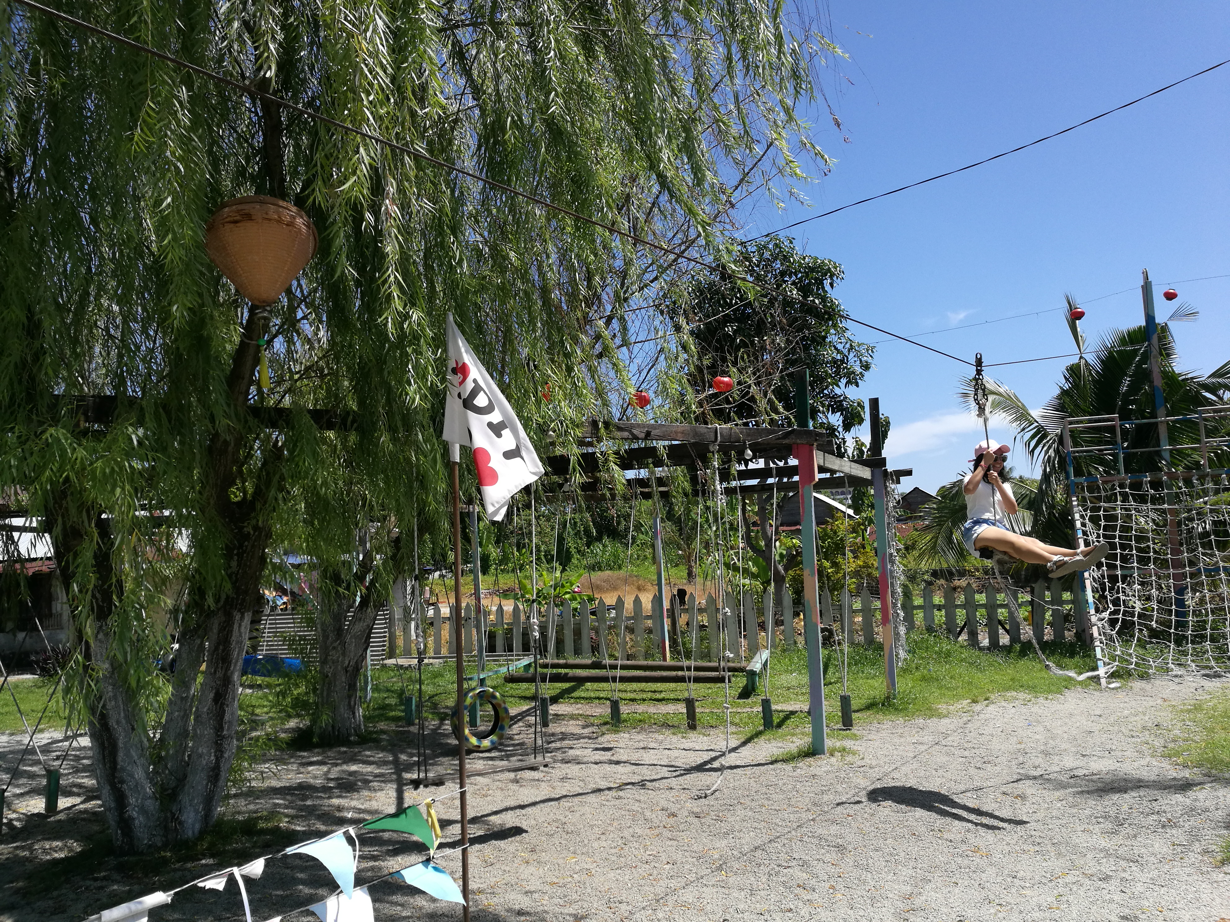 Malaysia Johor Batu Pahat Travel of Raymond Ong | Effye Ang | Pinky Ning | Estella Oon - A Trip Around Batu Pahat!