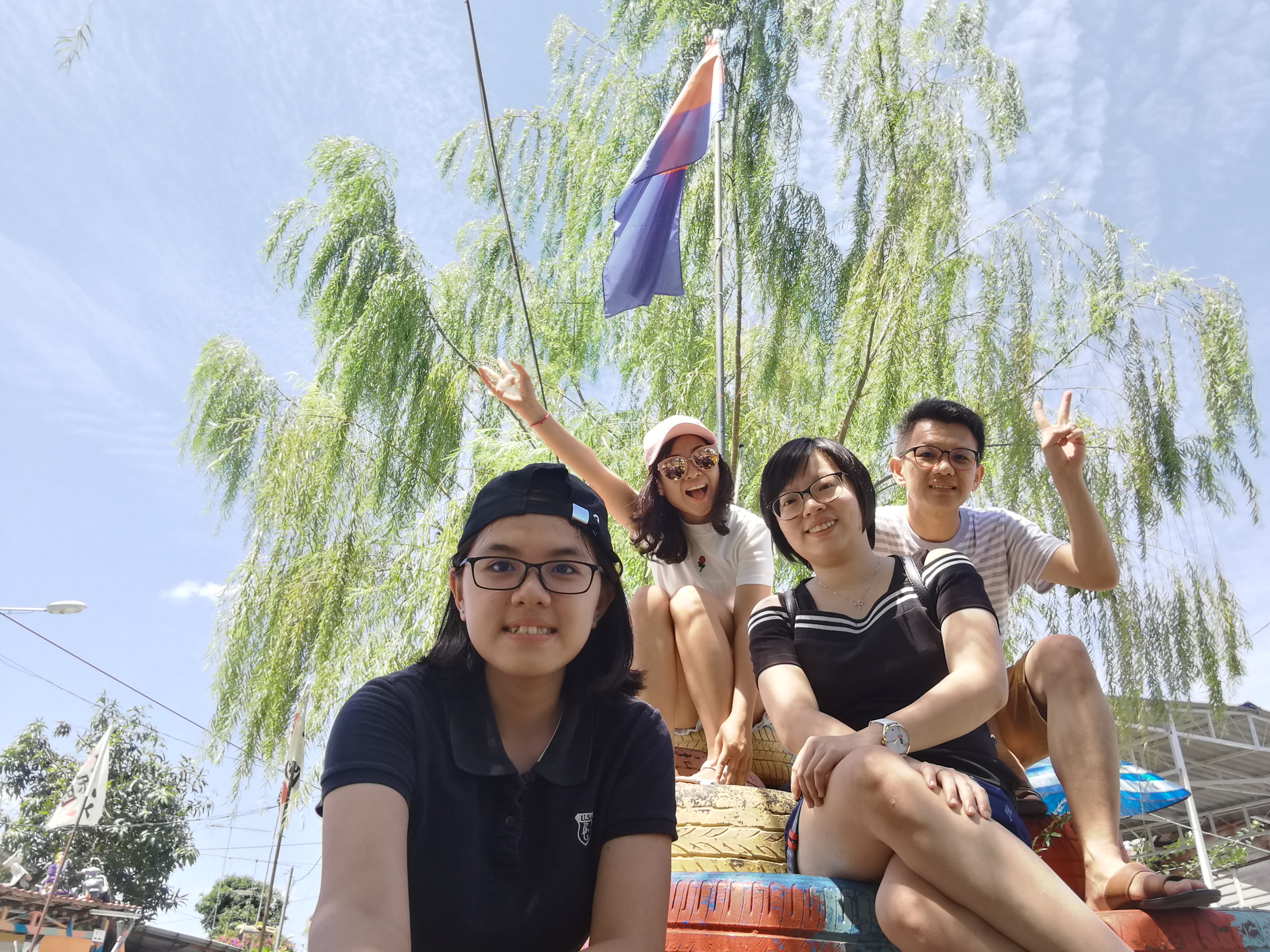 Malaysia Johor Batu Pahat Travel of Raymond Ong | Effye Ang | Pinky Ning | Estella Oon - A Trip Around Batu Pahat!