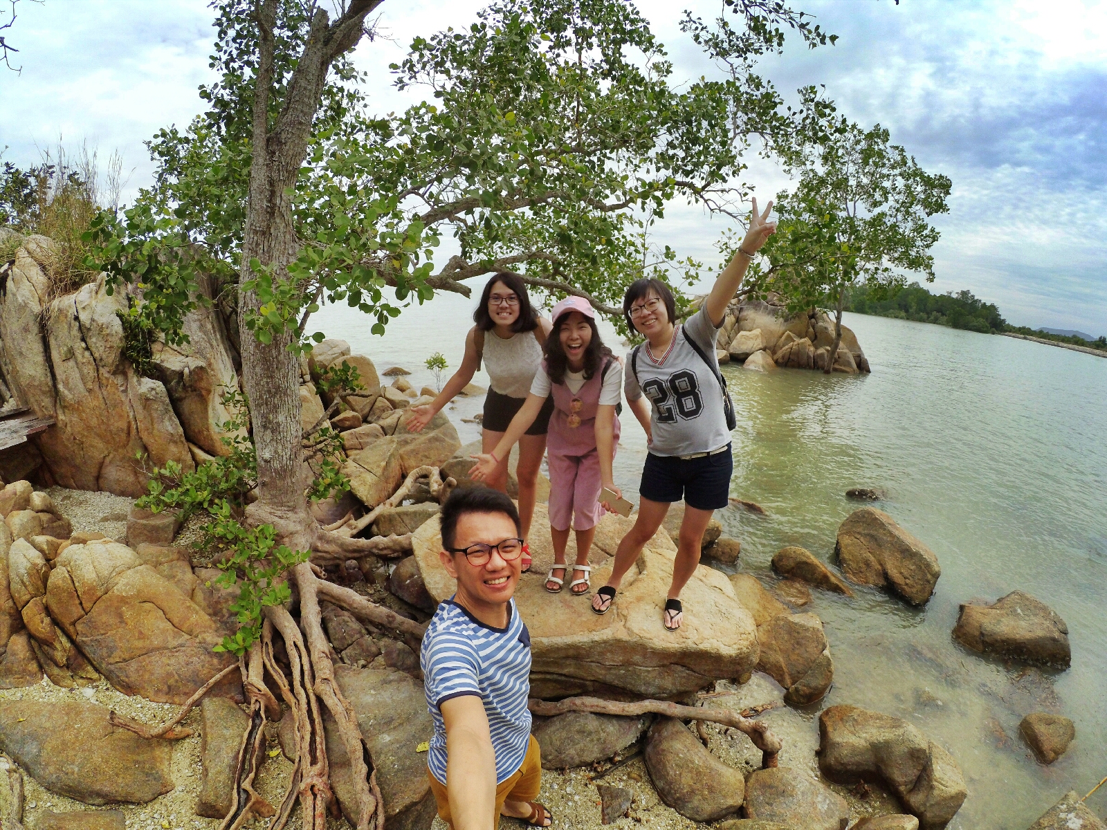 Malaysia Johor Batu Pahat Travel Raymond Ong | Effye Ang | Pinky Ning | Estella Oon - A Trip Around Batu Pahat!