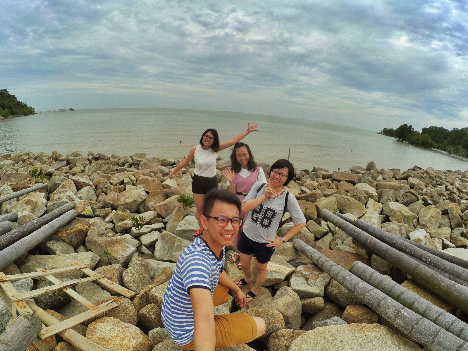 Malaysia Johor Batu Pahat Travel Raymond Ong | Effye Ang | Pinky Ning | Estella Oon - A Trip Around Batu Pahat!