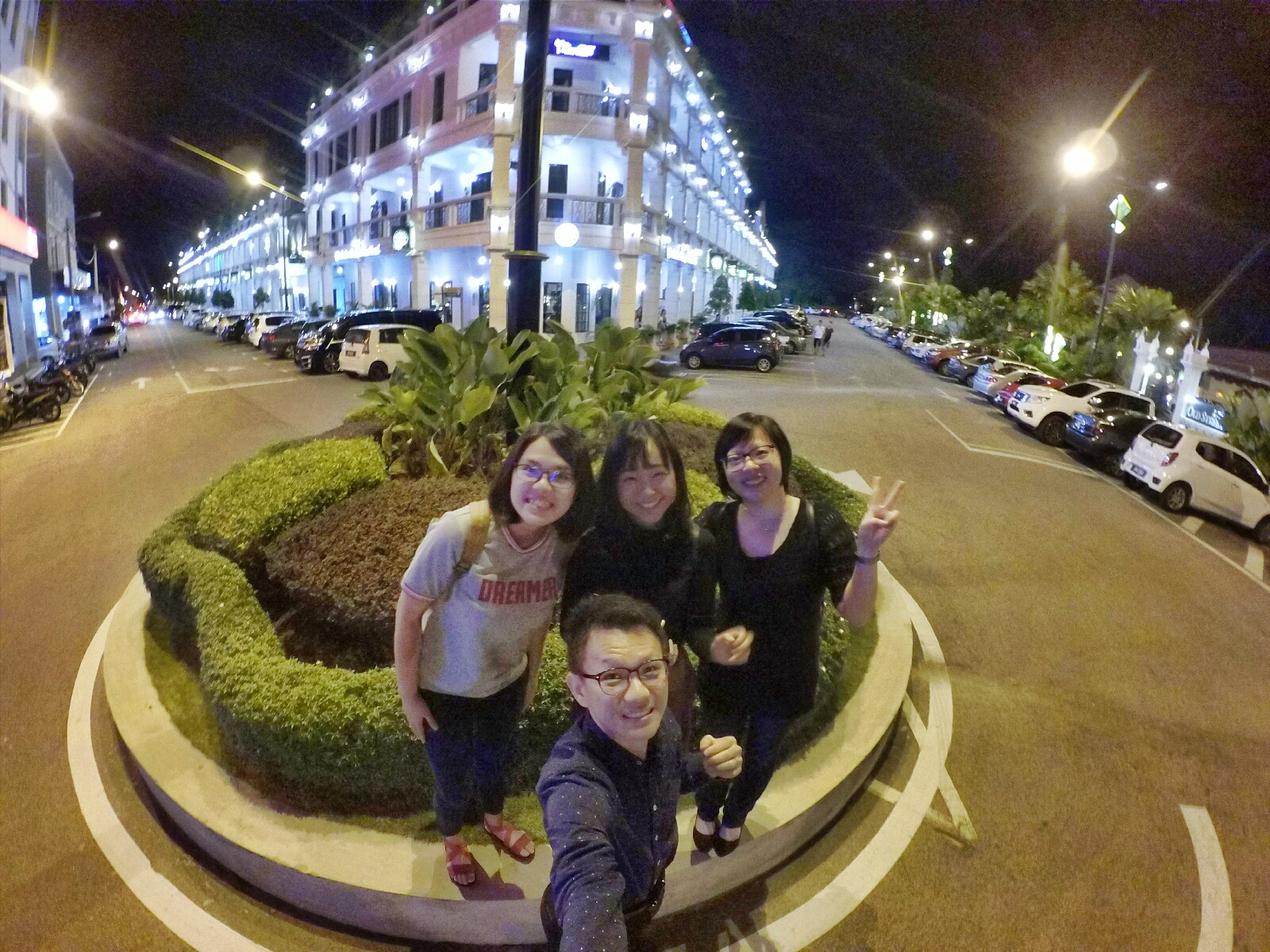 Malaysia Johor Batu Pahat Travel Raymond Ong | Effye Ang | Pinky Ning | Estella Oon - A Trip Around Batu Pahat!