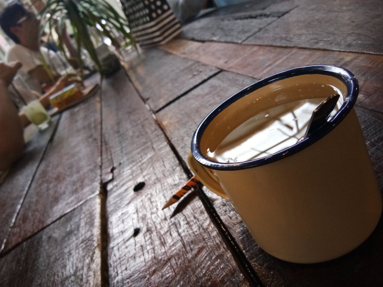 长颈鹿图书馆 蕉赖 雪兰莪 马来西亚 文艺咖啡厅图书馆 Little Giraffe Book Club Balakong 43200 Batu 9 Cheras Selangor Malaysia Art Cafe Library A02