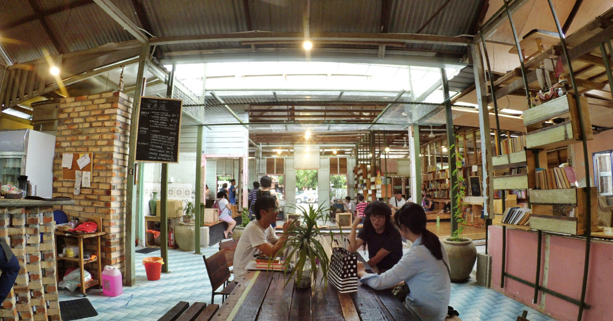 长颈鹿图书馆 Little Giraffe Book Club