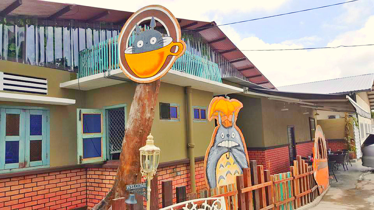 Latest TOTORO Theme Cafe hangout in Batu Pahat!