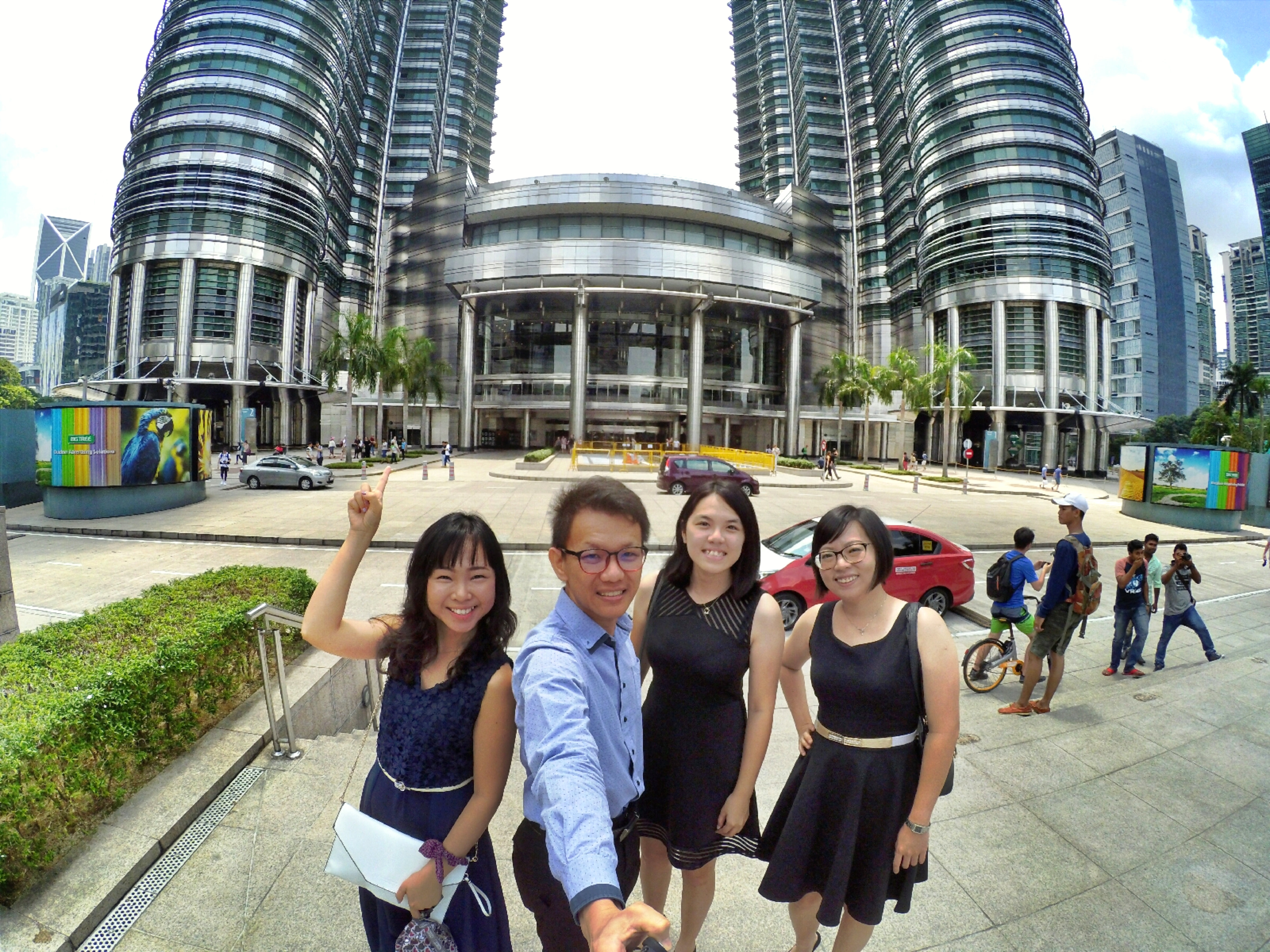 KLCC Kuala Lumpur Malaysia Kuala Lumpur City Centre Selangor Travel Raymond Ong Effye Ang Pinky Ning Estella Oon PETRONAS Twin Towers 马来西亚 吉隆坡 双峰塔 旅游 雪兰莪 A11