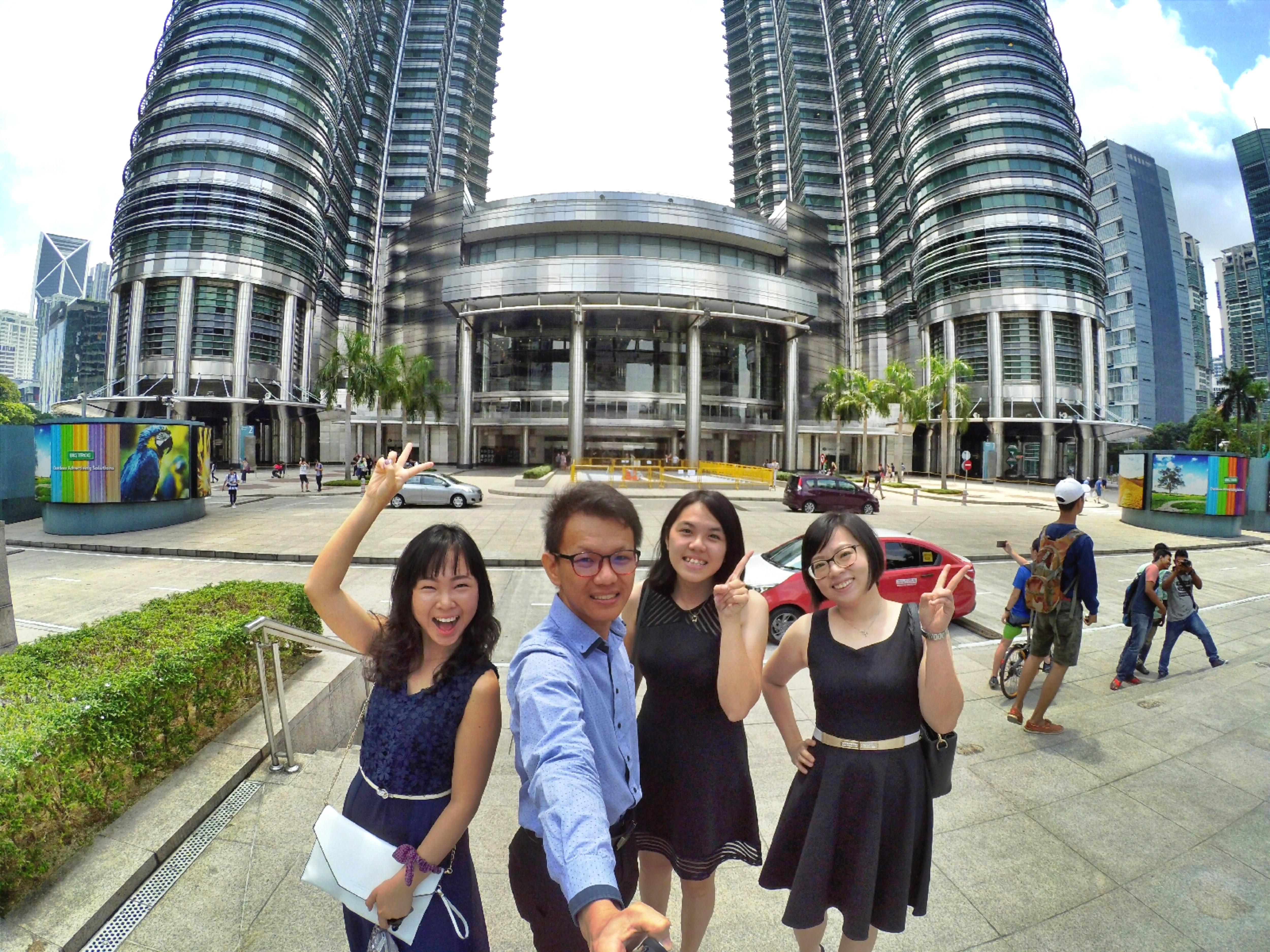 KLCC Kuala Lumpur Malaysia Kuala Lumpur City Centre Selangor Travel Raymond Ong Effye Ang Pinky Ning Estella Oon PETRONAS Twin Towers 马来西亚 吉隆坡 双峰塔 旅游 雪兰莪 A12