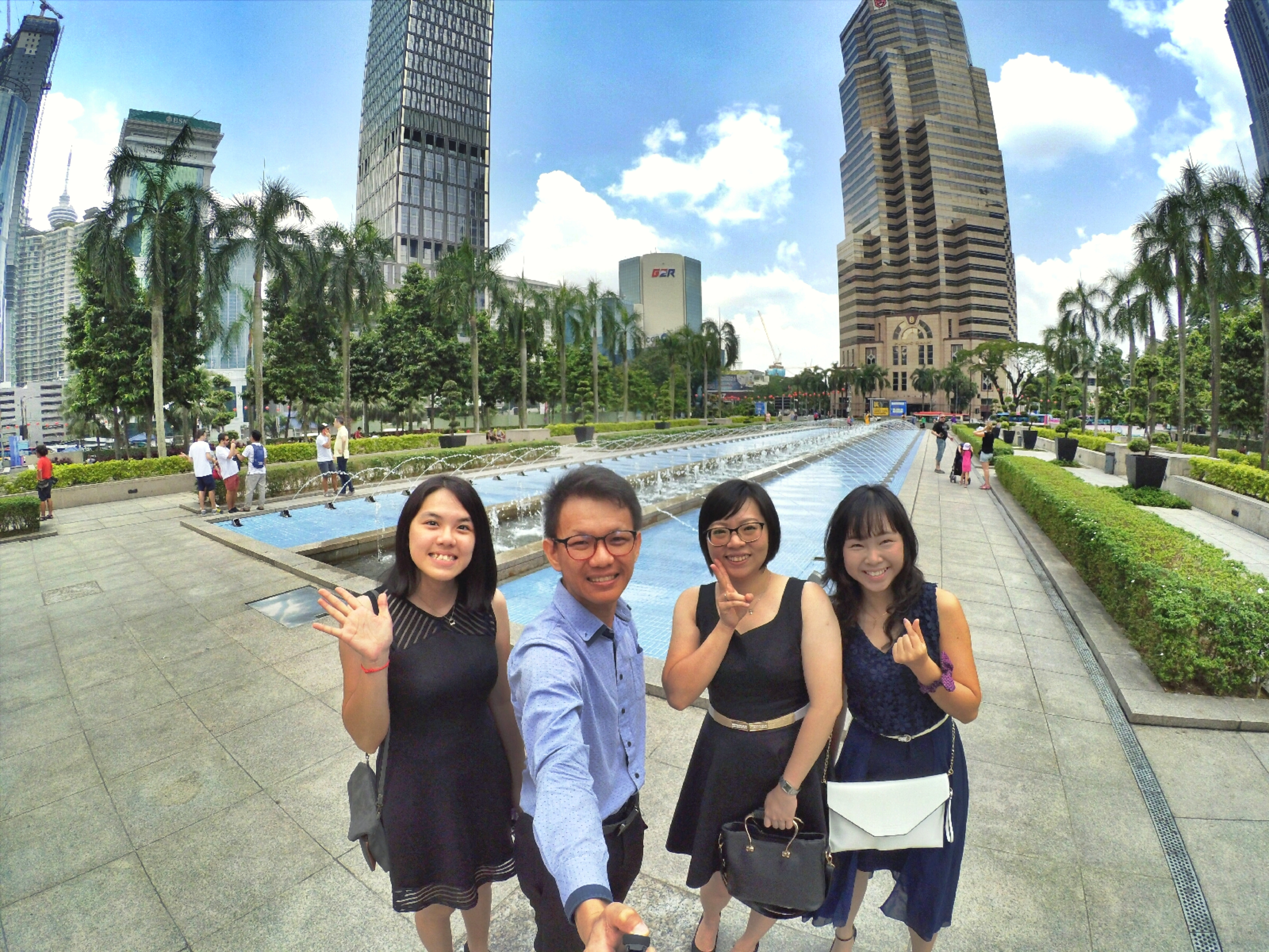 KLCC Kuala Lumpur Malaysia Kuala Lumpur City Centre Selangor Travel Raymond Ong Effye Ang Pinky Ning Estella Oon PETRONAS Twin Towers 马来西亚 吉隆坡 双峰塔 旅游 雪兰莪 A14