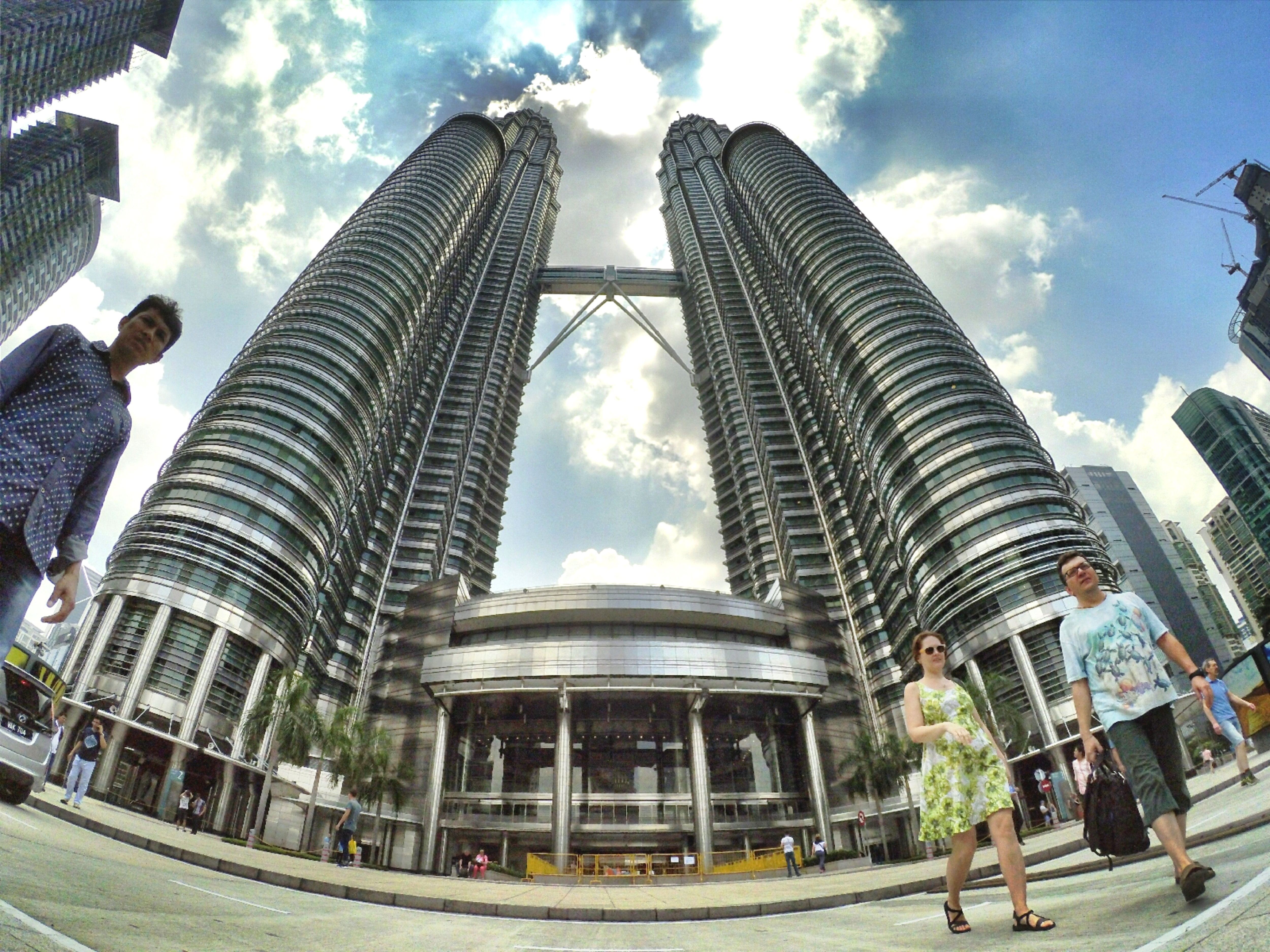 KLCC Kuala Lumpur Malaysia Kuala Lumpur City Centre Selangor Travel Raymond Ong Effye Ang Pinky Ning Estella Oon PETRONAS Twin Towers 马来西亚 吉隆坡 双峰塔 旅游 雪兰莪 A18