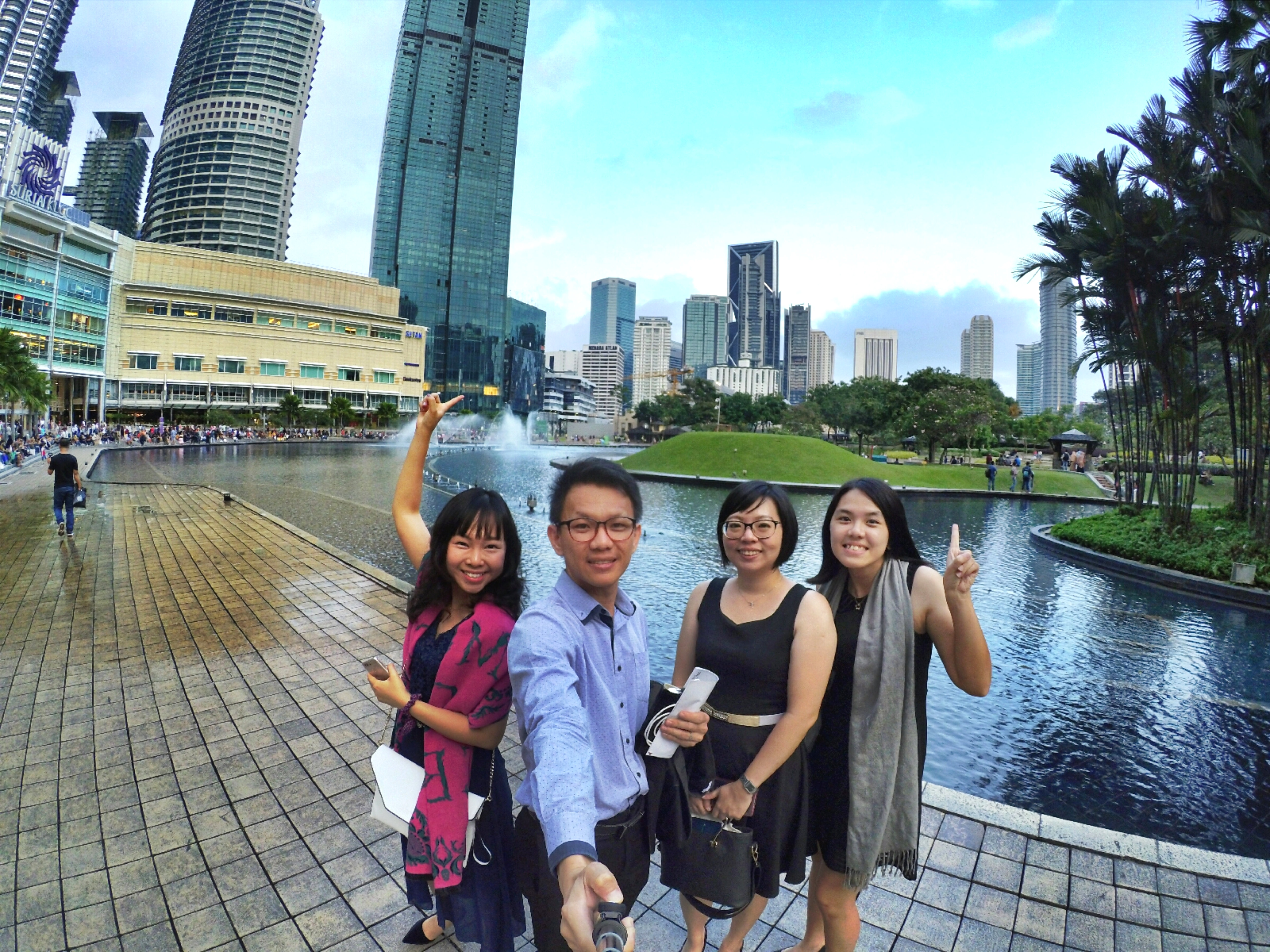 KLCC Kuala Lumpur Malaysia Kuala Lumpur City Centre Selangor Travel Raymond Ong Effye Ang Pinky Ning Estella Oon PETRONAS Twin Towers 马来西亚 吉隆坡 双峰塔 旅游雪兰莪A31