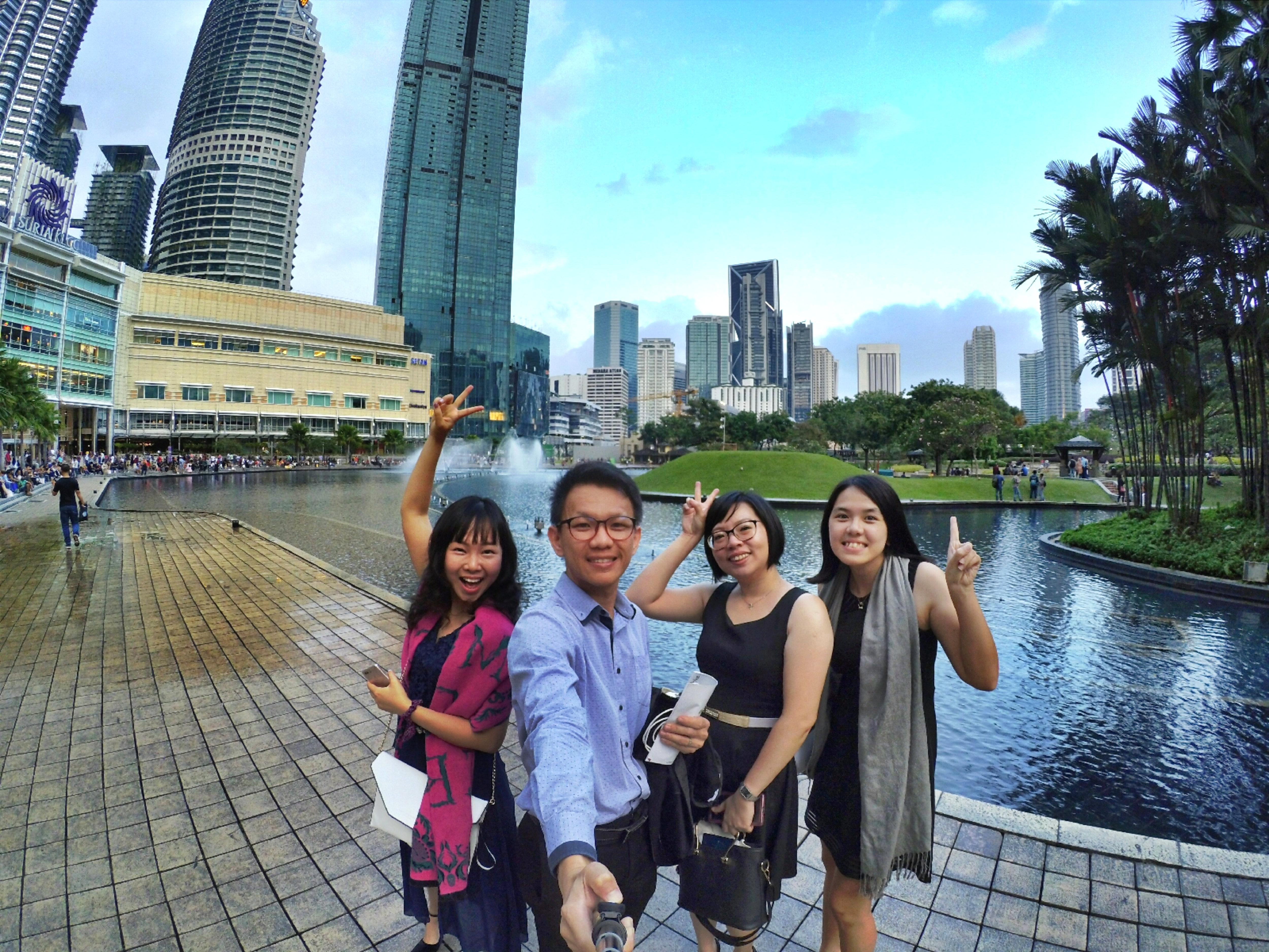 KLCC Kuala Lumpur Malaysia Kuala Lumpur City Centre Selangor Travel Raymond Ong Effye Ang Pinky Ning Estella Oon PETRONAS Twin Towers 马来西亚 吉隆坡 双峰塔 旅游雪兰莪A32