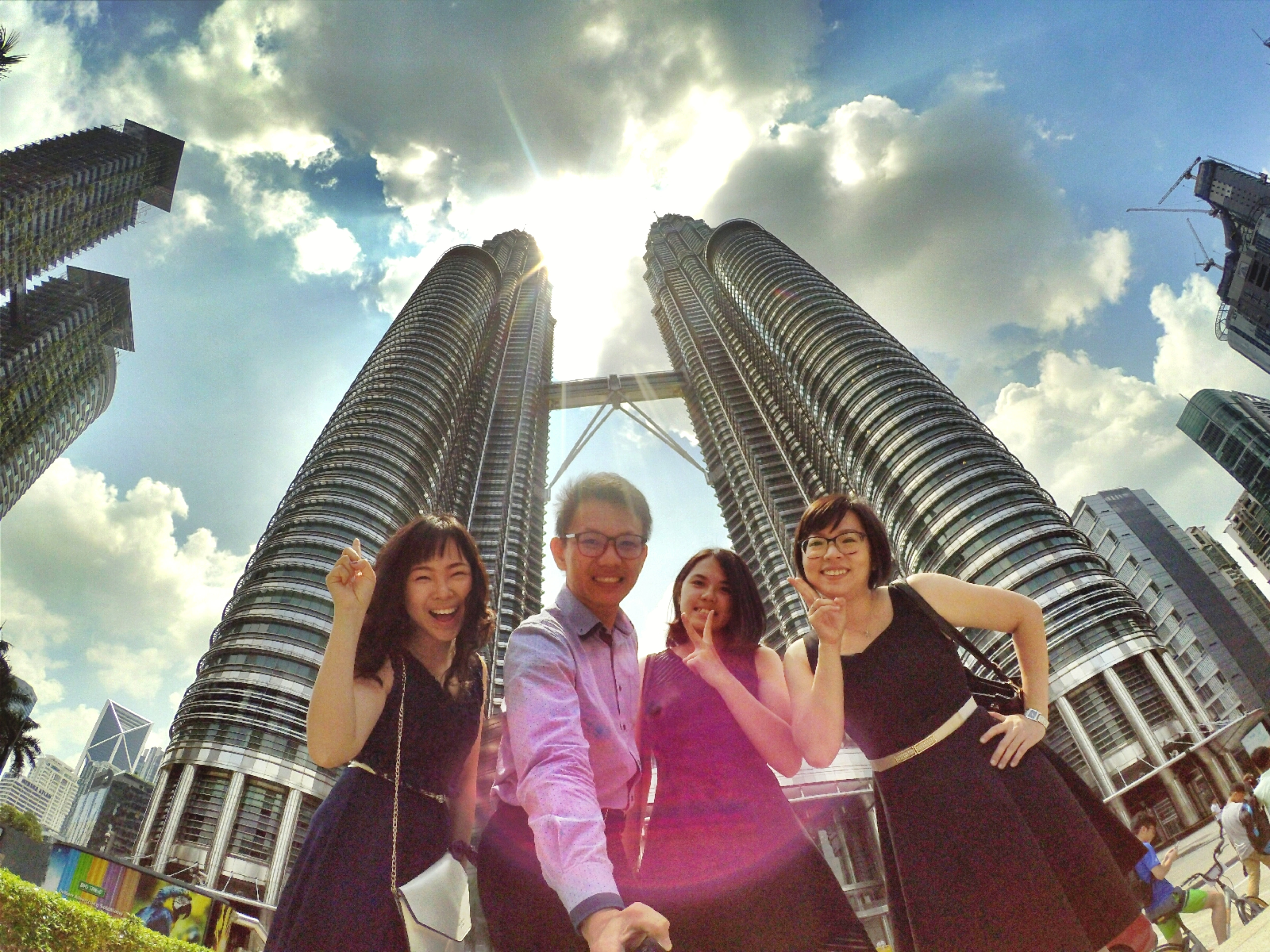 KLCC Kuala Lumpur Malaysia Kuala Lumpur City Centre Selangor Travel Raymond Ong Effye Ang Pinky Ning Estella Oon PETRONAS Twin Towers 马来西亚 吉隆坡 双峰塔 旅游 雪兰莪 A08