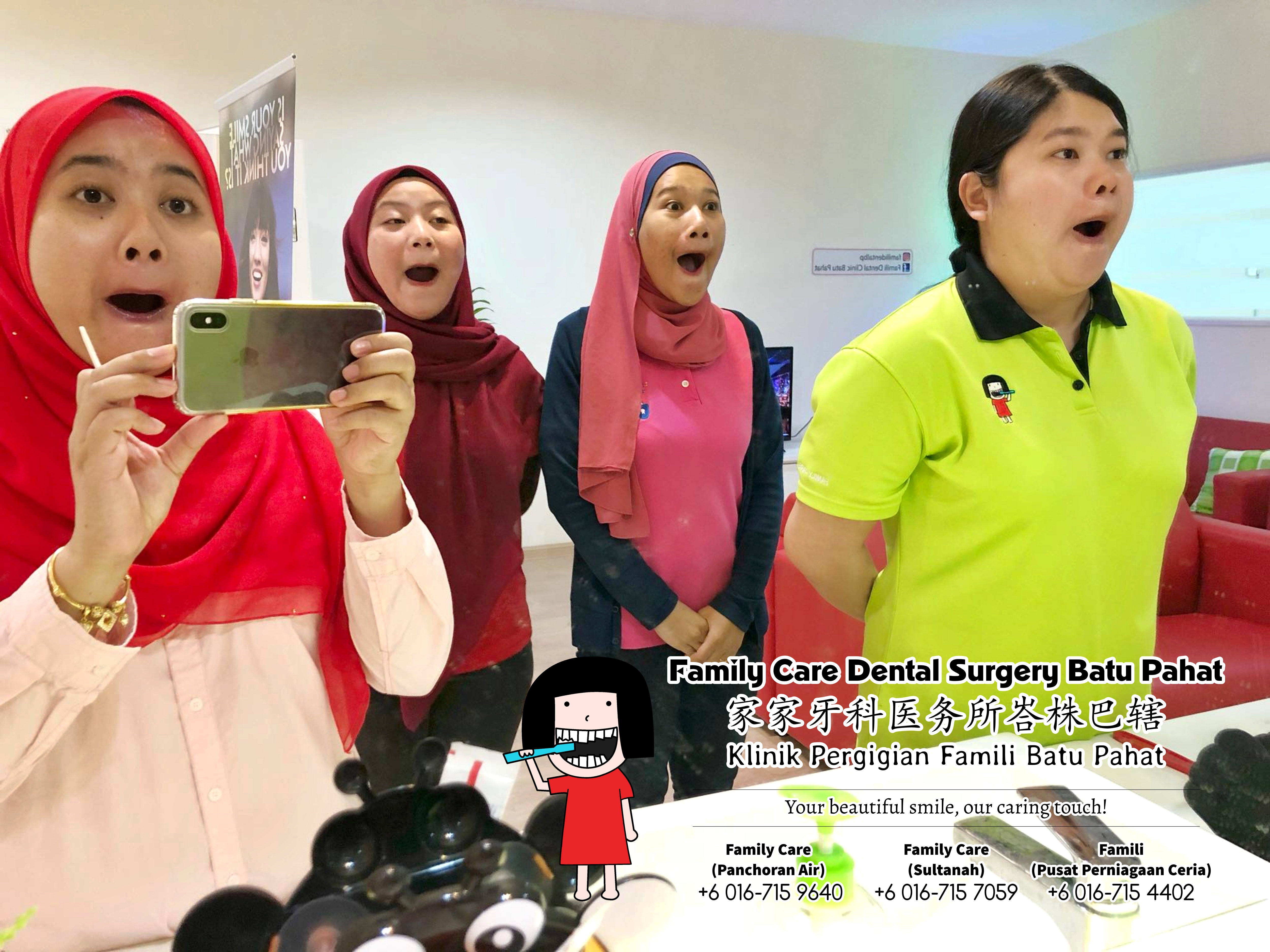 Klinik Pergigian Famili Batu Pahat Johor Malaysia Batu Pahat Doktor Pergigian Kanak-kanak Klinik Pergigian Perkhidmatan Komuniti Ke Sekolah Tinggi Cina Batu Pahat Memeriksa Gigi Pelajar A04-01