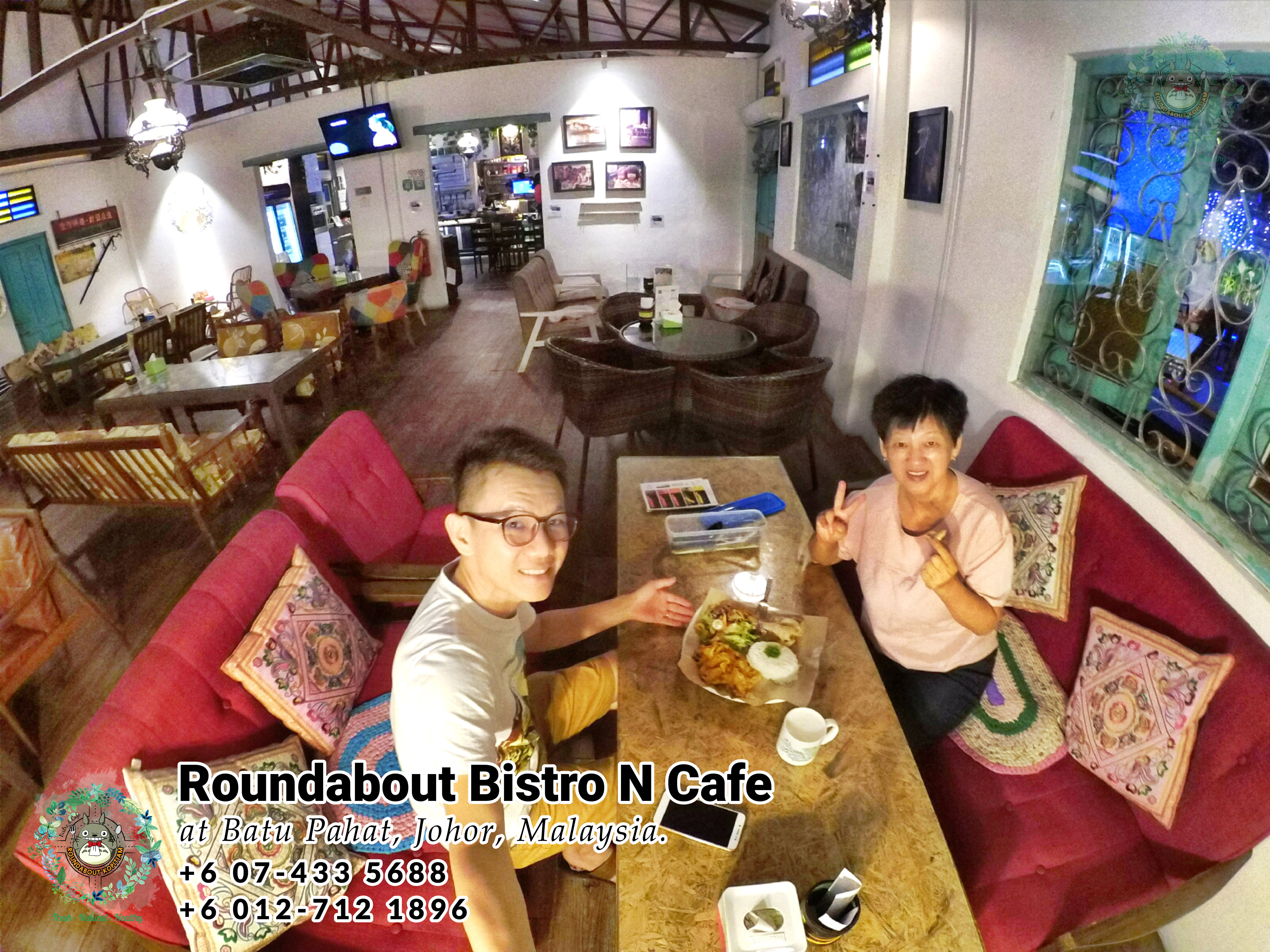 Batu Pahat Roundabout Bistro N Cafe Malaysia Johor Batu Pahat Totoro Cafe Historical Building Cafe Batu Pahat Landmark Buffet Birthday Party Wedding Function Event Kopitiam P01-23