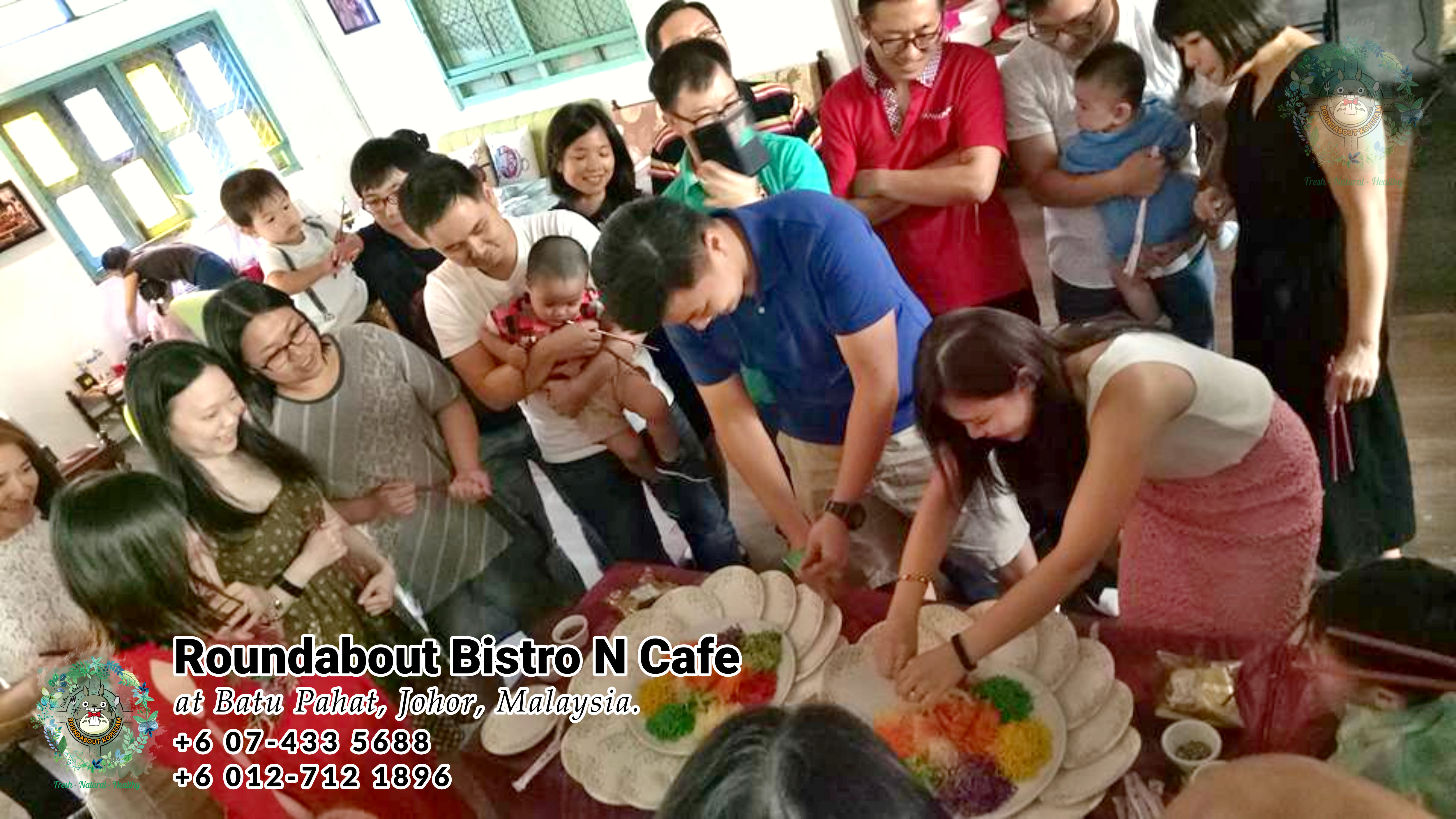 Bufet Batu Pahat Roundabout Bistro N Cafe Malaysia Johor Batu Pahat Totoro Kafe Bangunan Bersejarah Kafe Batu Pahat Landmark Hari Lahir Parti Perkahwinan Acara Kopitiam PC01-01
