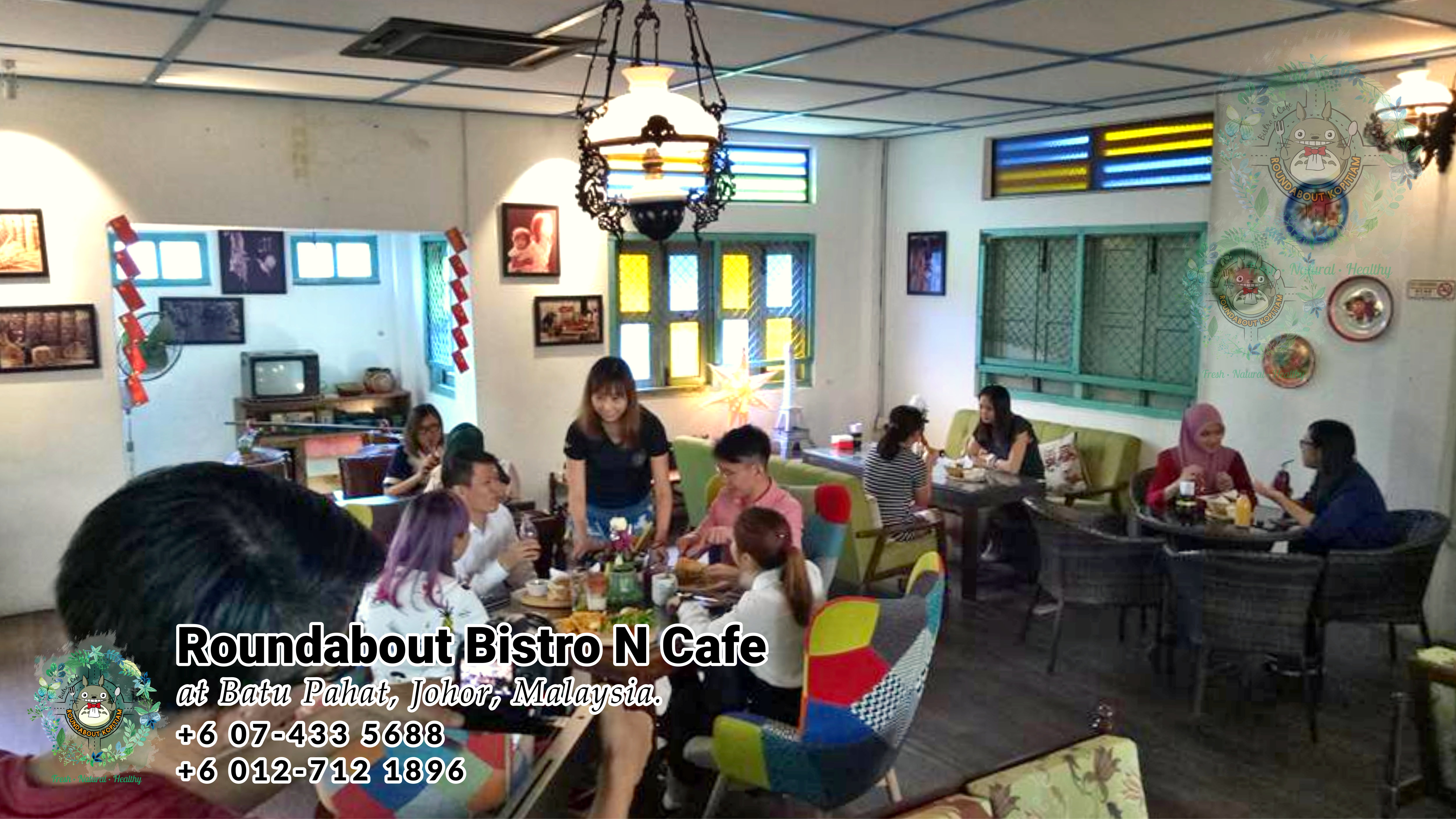 Bufet Batu Pahat Roundabout Bistro N Cafe Malaysia Johor Batu Pahat Totoro Kafe Bangunan Bersejarah Kafe Batu Pahat Landmark Hari Lahir Parti Perkahwinan Acara Kopitiam PC01-04