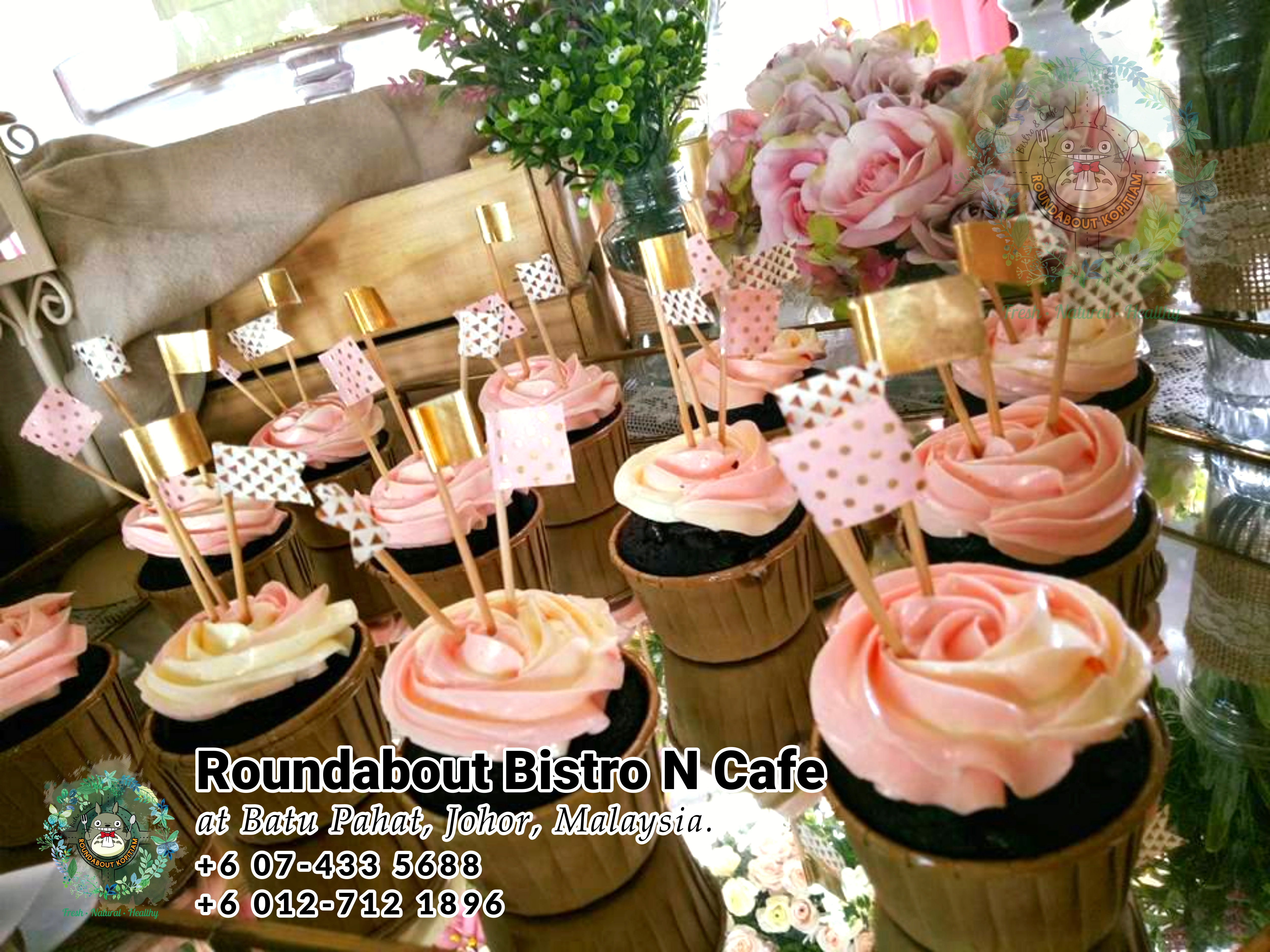 Bufet Batu Pahat Roundabout Bistro N Cafe Malaysia Johor Batu Pahat Totoro Kafe Bangunan Bersejarah Kafe Batu Pahat Landmark Hari Lahir Parti Perkahwinan Acara Kopitiam PC01-11