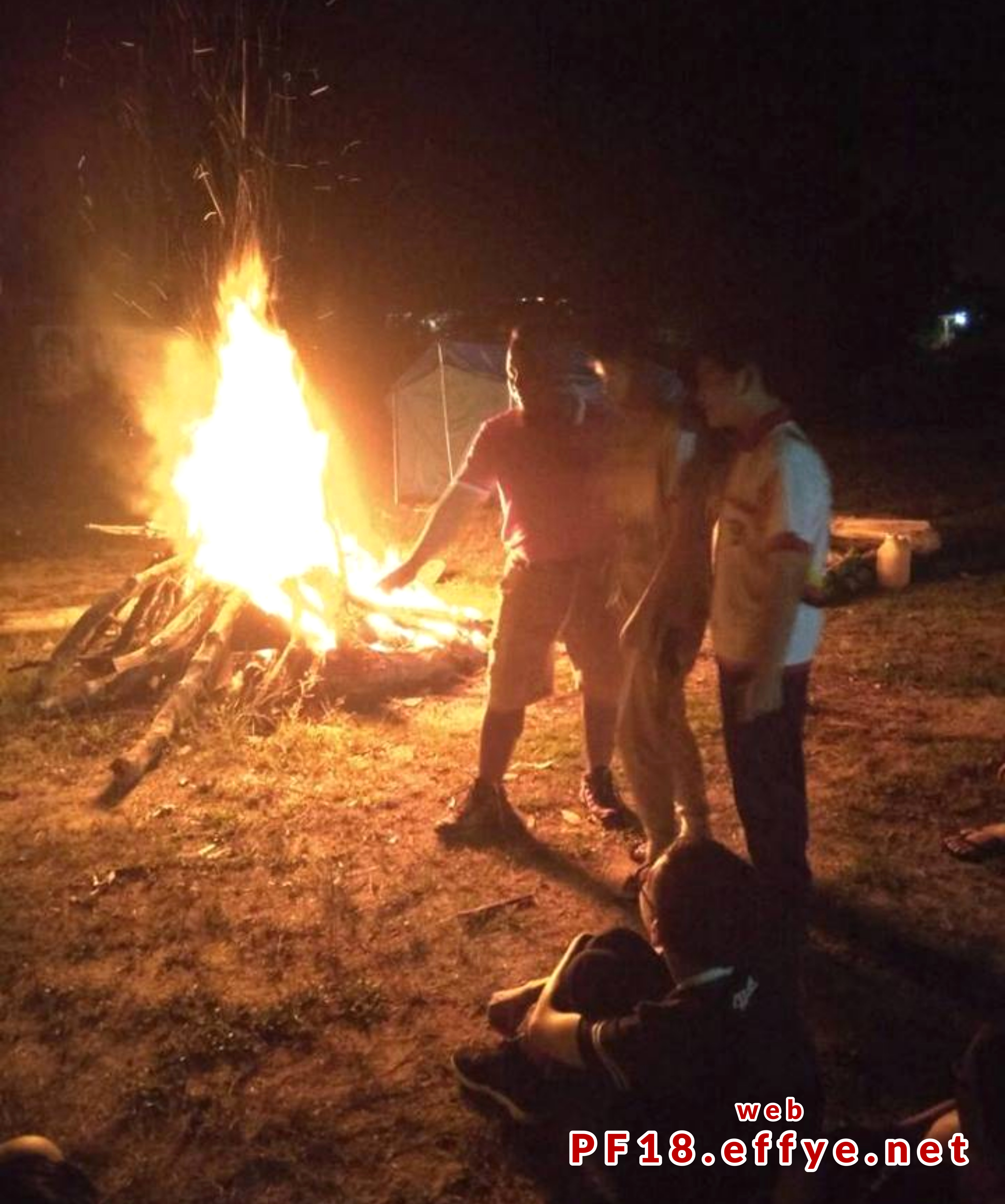 和平团契少年生活营 2018 你是谁 认识你自己 Peace Fellowship Youth Camp 2018 Who Are You Know Yourself Adventure Park Camp Fire 营火会 A02