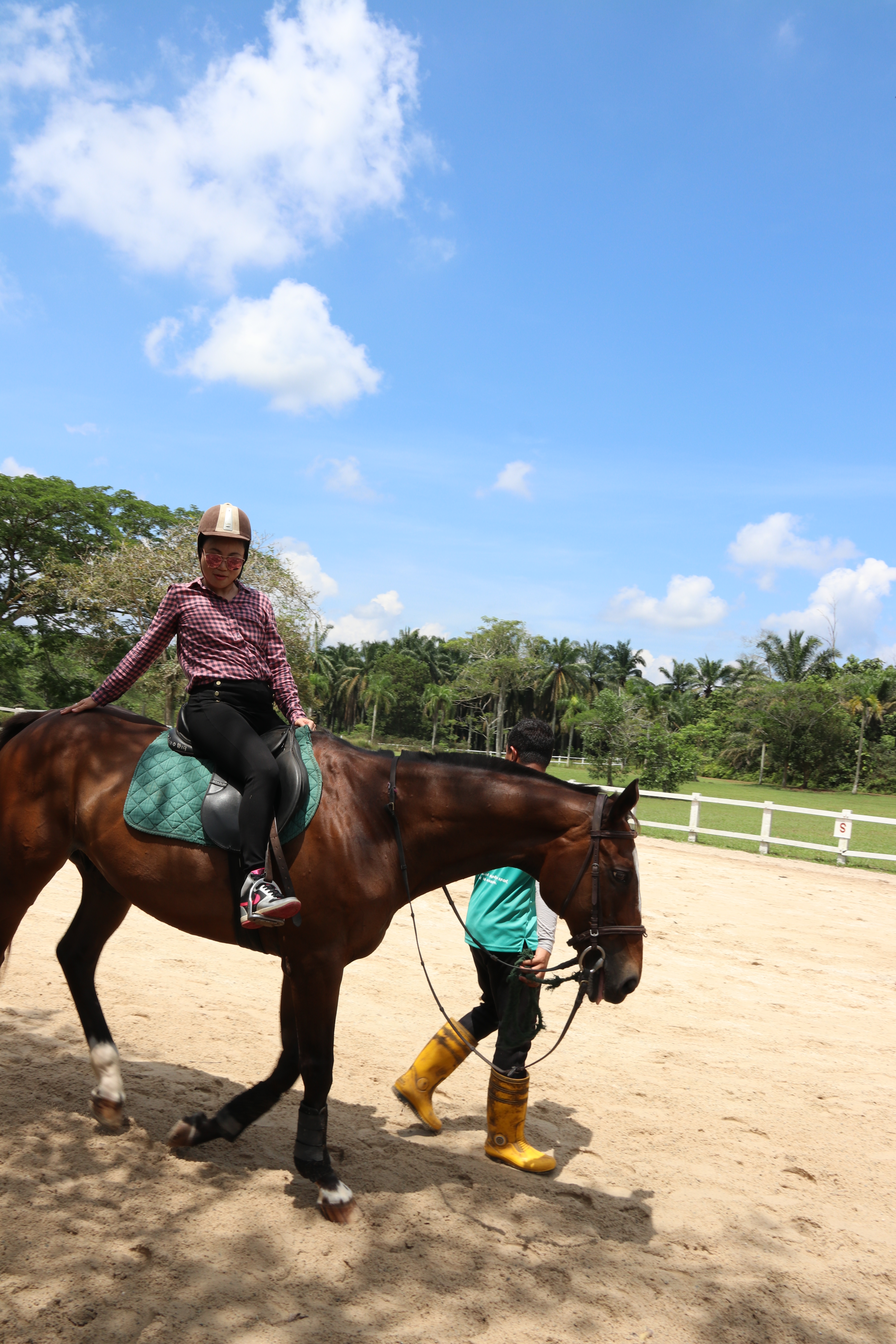 Unilink Group Company Trip 2018 April from Agensi Pekerjaan Unilink Prospects Sdn Bhd Horse Riding at Johor Bahru 91