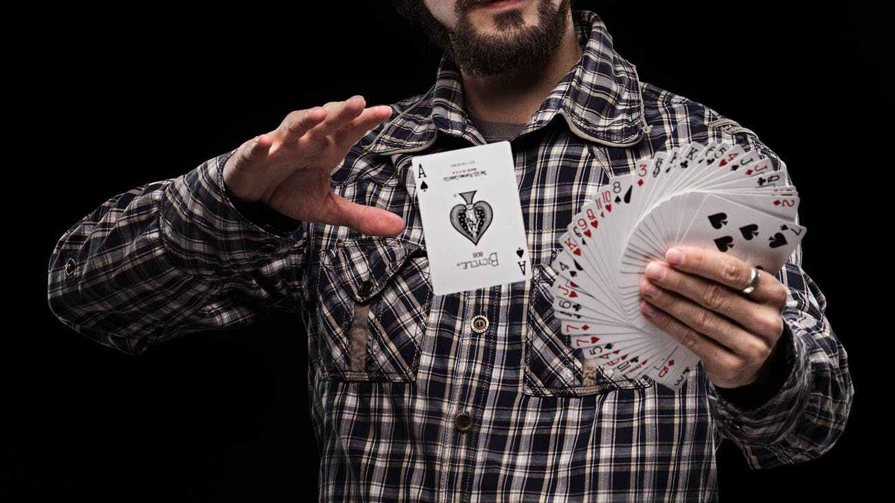 纸牌与钱币魔术 简易入门