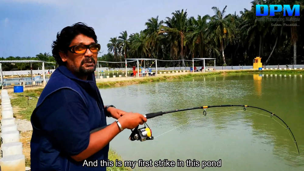 Kolam Memancing Simpang Sikon - Kolam Memancing Ikan Parit Raja Batu Pahat Johor Malaysia B15